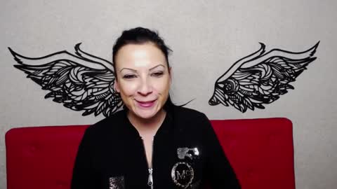 Snapshot of elizabethsho chatting on 12/07/24, 03:58 ElizabethSho online show from 12/07/24, 03:58