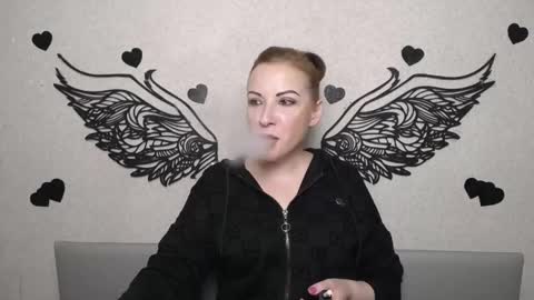 ElizabethSho online show from 05/16/26, 05:45