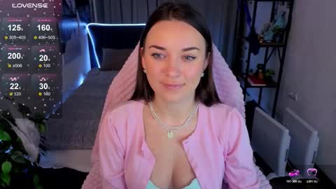 elizabetsoon online show from 11/06/25, 06:47