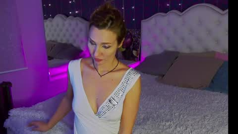 Linda online show from 01/31/25, 03:52