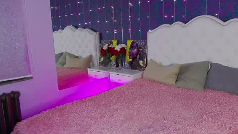 Linda online show from 02/06/25, 03:52