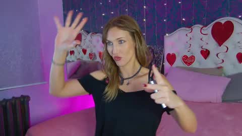 Linda online show from 02/16/25, 08:33