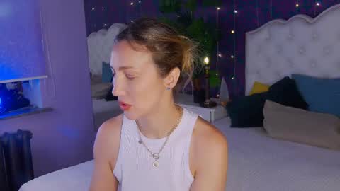 Snapshot of elizamayers chatting on 04/18/26, 09:57 Linda online show from 04/18/26, 09:57