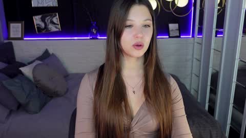 Eliza online show from 01/17/25, 04:36