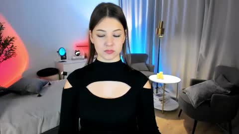 Eliza online show from 04/11/26, 01:15