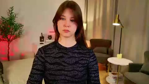 Eliza online show from 06/17/26, 01:45
