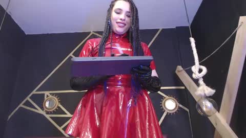 Snapshot of elizatex chatting on 12/05/24, 02:42   online show from 12/05/24, 02:42