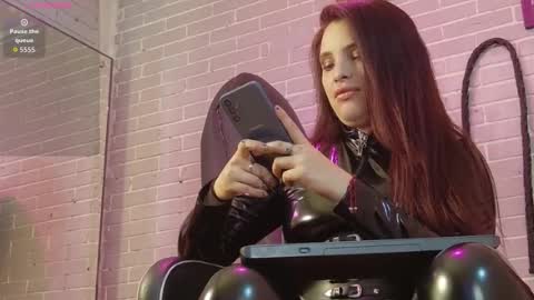 Snapshot of elizatex chatting on 09/12/25, 05:18   online show from 09/12/25, 05:18