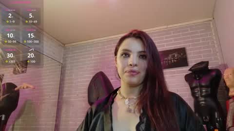 Snapshot of elizatex chatting on 10/03/25, 05:04   online show from 10/03/25, 05:04