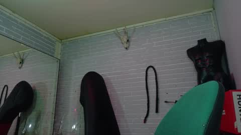   online show from 01/15/26, 10:24