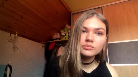 Snapshot of elizavernon chatting on 03/09/26, 10:19 elizavernon online show from 03/09/26, 10:19