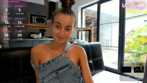 Eliz                               online show from 11/13/25, 08:46