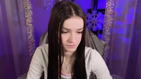 elizzza_ online show from 01/14/26, 06:41