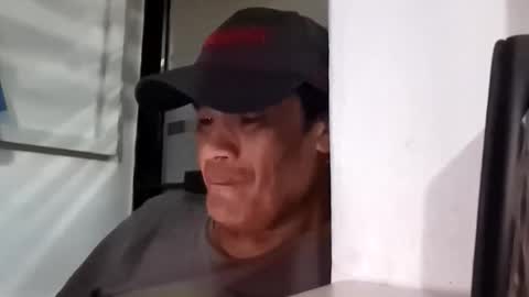 eljim323323 online show from 10/26/25, 08:20