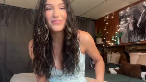 Ella online show from 05/12/26, 02:25
