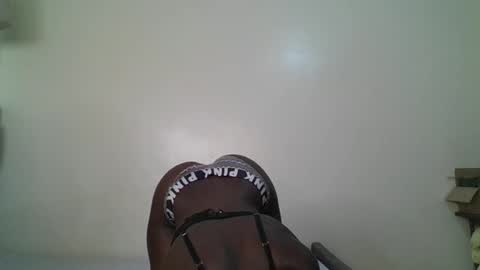 Snapshot of ella8_ chatting on 06/13/26, 11:24 ella8_ online show from 06/13/26, 11:24