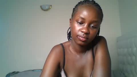 Snapshot of ella8_ chatting on 07/24/26, 12:08 ella8_ online show from 07/24/26, 12:08