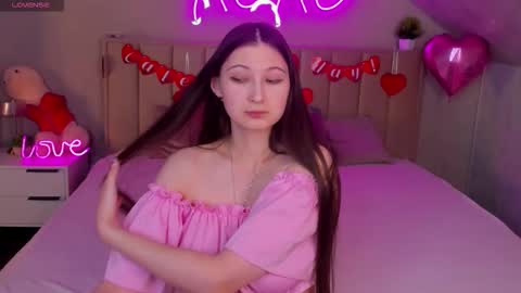 Ella online show from 02/22/26, 09:19