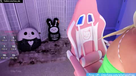 ella_foxx online show from 10/24/25, 04:53