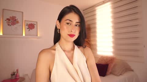 ELLA OWEN online show from 09/17/25, 03:14