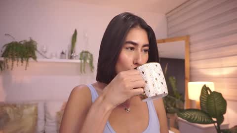 ELLA OWEN online show from 03/25/26, 07:53