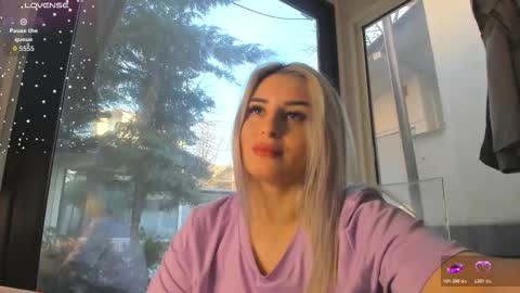 ella_vee online show from 03/04/26, 05:57