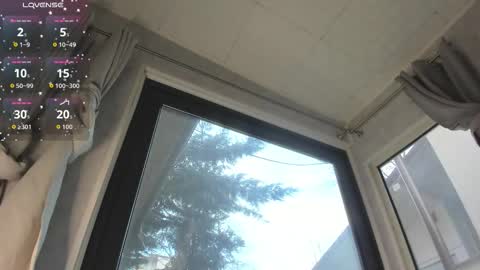 ella_vee online show from 03/05/26, 05:47