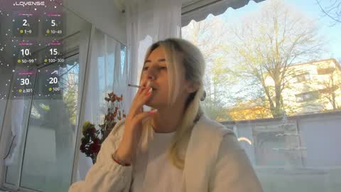 ella_vee online show from 04/07/26, 05:08