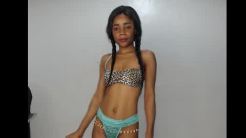 ella online show from 10/19/25, 05:08