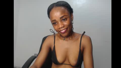 ella online show from 12/20/25, 05:25