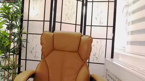 Ella online show from 03/05/26, 07:04