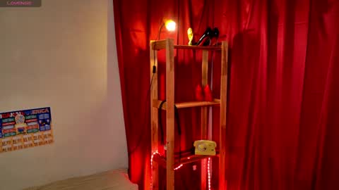 ellacanny online show from 07/19/26, 05:44