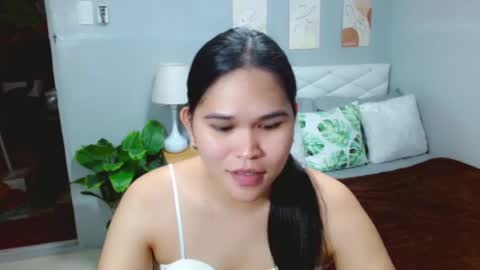 Snapshot of ellaford chatting on 08/01/26, 12:10 EllaFord online show from 08/01/26, 12:10