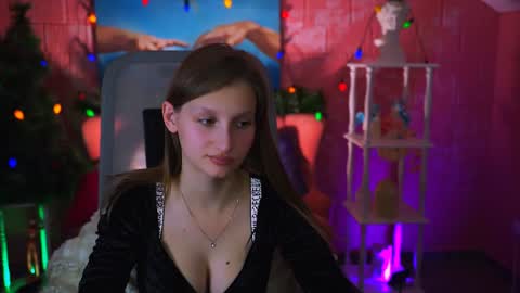 Ella online show from 12/30/24, 09:59