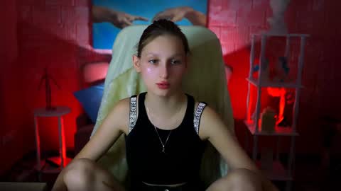 Ella online show from 01/27/25, 09:34