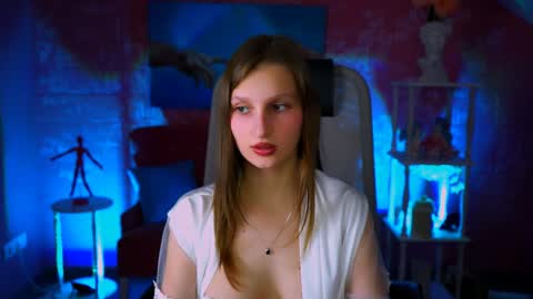 Ella online show from 01/31/25, 04:38