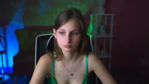 Ella online show from 03/01/25, 01:18