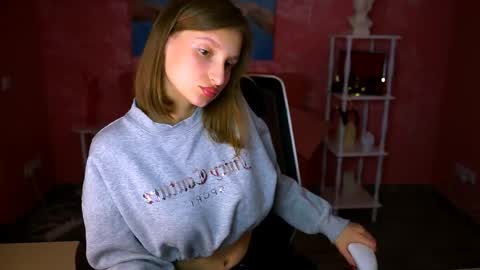 Snapshot of ellahorton chatting on 03/29/26, 05:13 Ella online show from 03/29/26, 05:13
