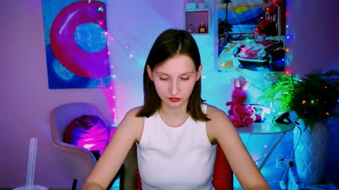 Snapshot of ellahorton chatting on 04/23/26, 02:08 Ella online show from 04/23/26, 02:08