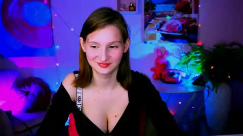 Snapshot of ellahorton chatting on 04/30/26, 01:50 Ella online show from 04/30/26, 01:50