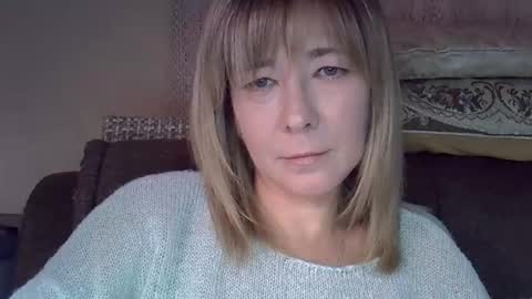 ellajohnsonx online show from 09/30/25, 05:18