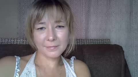 ellajohnsonx online show from 10/12/25, 03:22