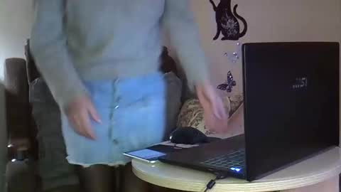 ellajohnsonx online show from 02/21/26, 06:03