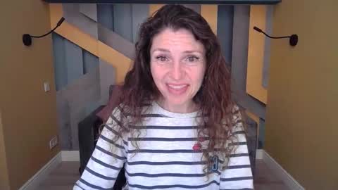 EllaLongs online show from 11/28/25, 12:41