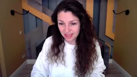 EllaLongs online show from 02/22/26, 12:26