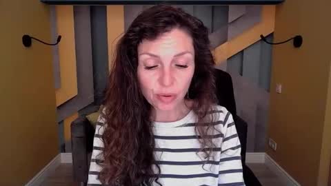 EllaLongs online show from 04/11/26, 11:36