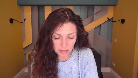 EllaLongs online show from 05/02/26, 11:26