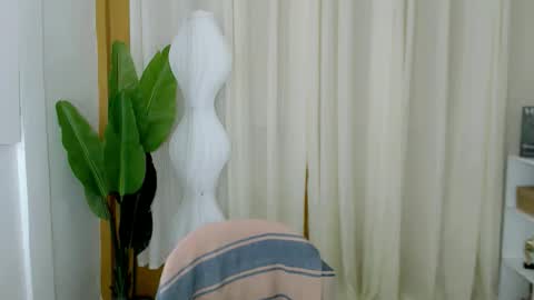 ELLA online show from 02/05/26, 02:00