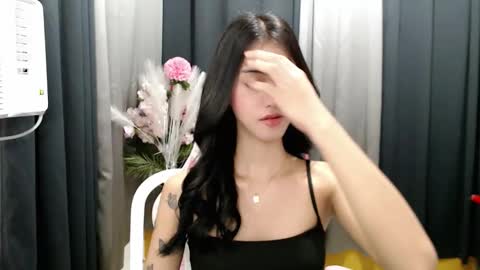 Snapshot of ellamiller69 chatting on 04/30/26, 12:55 ELLA online show from 04/30/26, 12:55