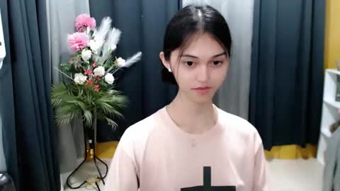 Snapshot of ellamiller69 chatting on 05/14/26, 08:48 ELLA online show from 05/14/26, 08:48